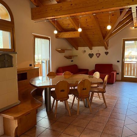 Attico In Legno Ad Andalo Apartment Exterior foto
