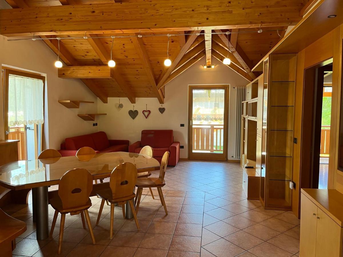 Attico In Legno Ad Andalo Apartment Exterior foto