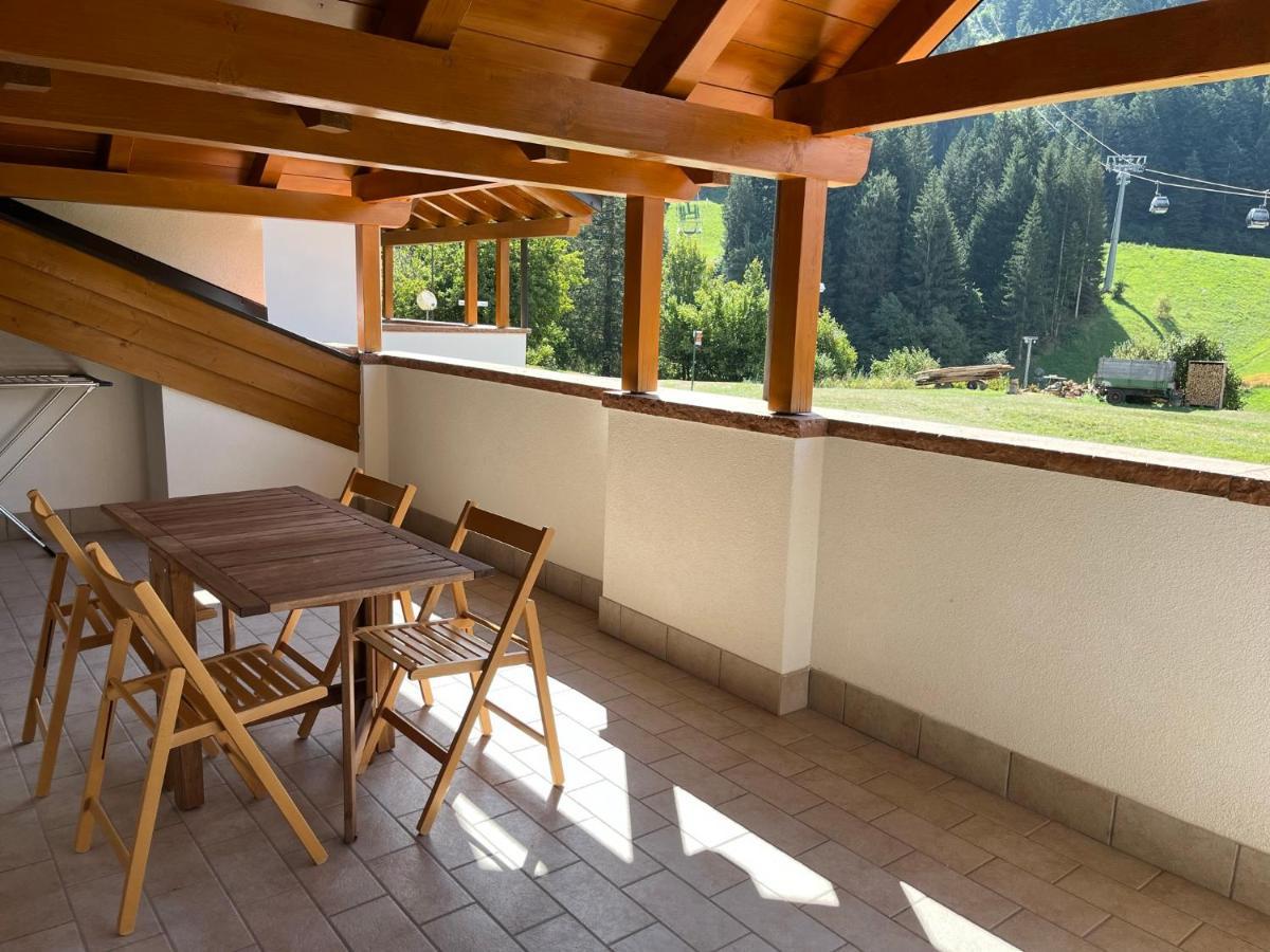 Attico In Legno Ad Andalo Apartment Exterior foto